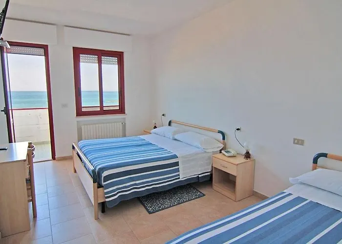 Palmarosa Roseto Degli Abruzzi